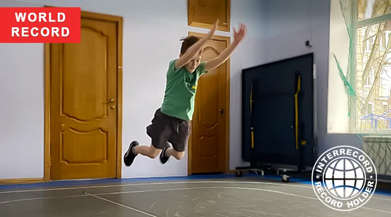 Наибольшее расстояние прыжка в длину с места ДЕТИ (мальчик 8 лет)