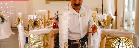 Самая продолжительная карьера официанта