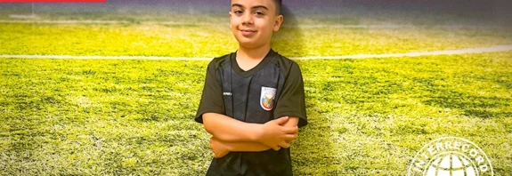 Tigran Avanesyan juggling football during record