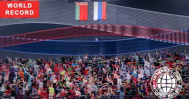 World Record in Moscow: Ribbons of Unity Fill the Arena