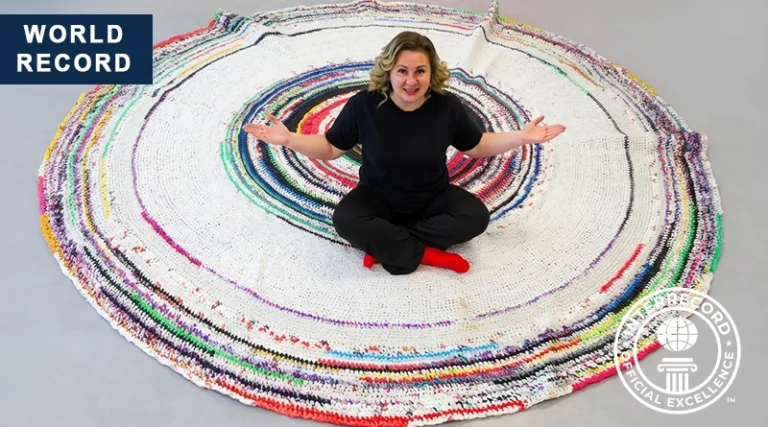 Environmental world record mat made of recycled plastic bags