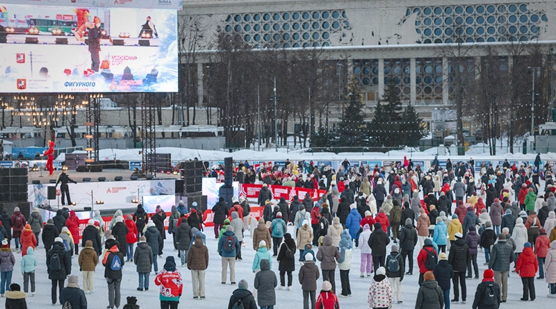 The Largest Figure Skating Lesson in Moscow Recognized as a World Record
